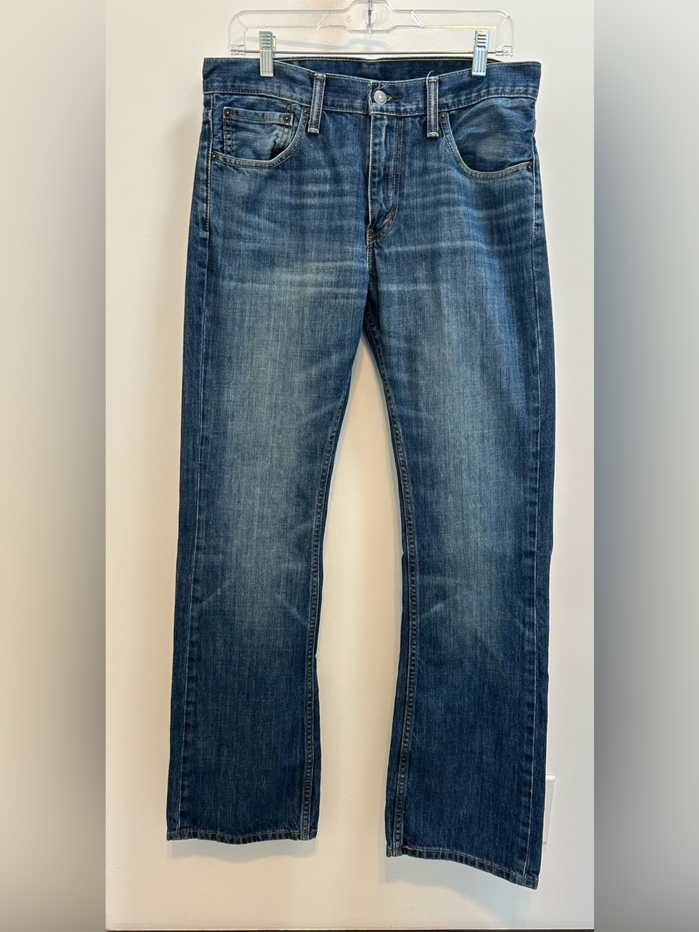 Levi's medium wash 527 jeans 33w 34L